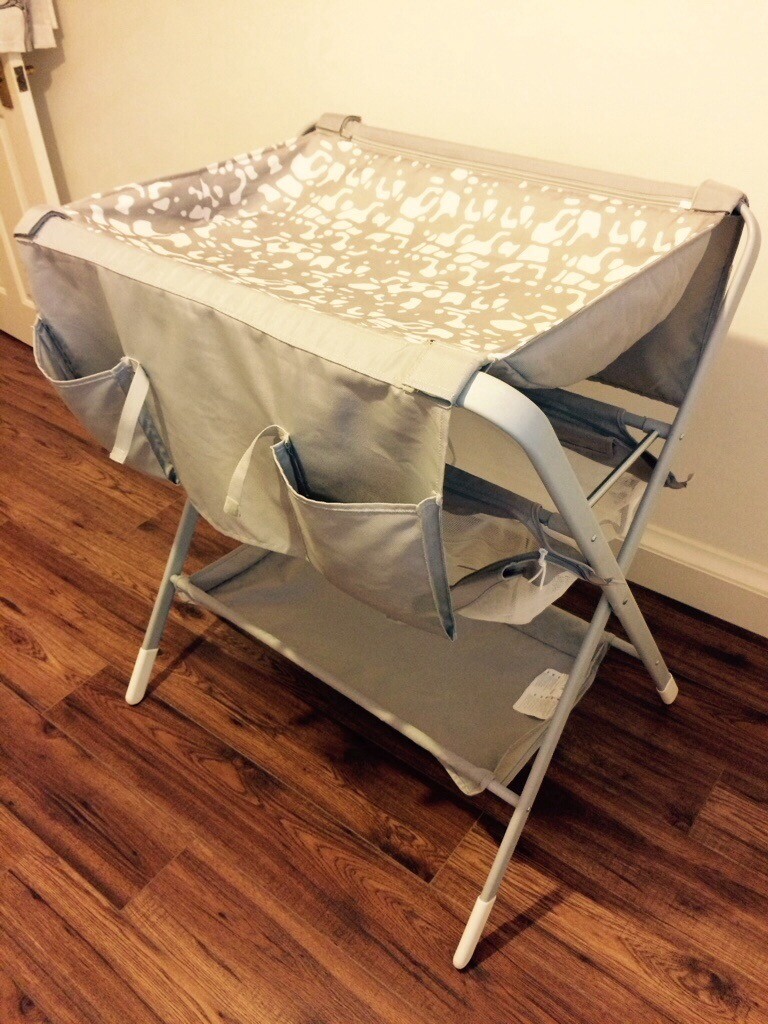 ikea foldable changing table